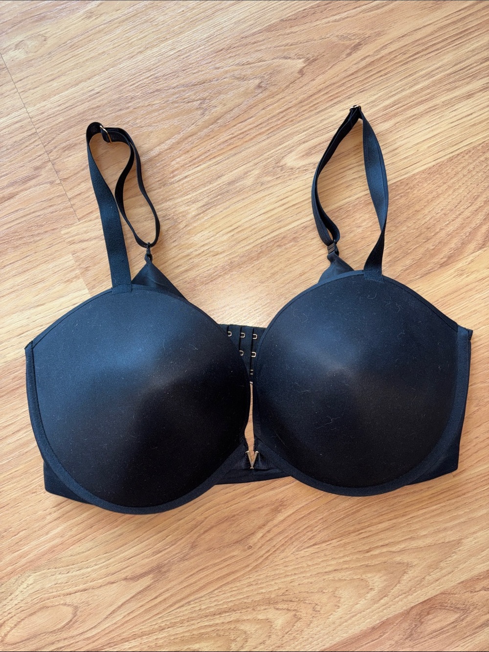 Victoria Secret Black Smooth T-Shirt Bra Size 42DDD